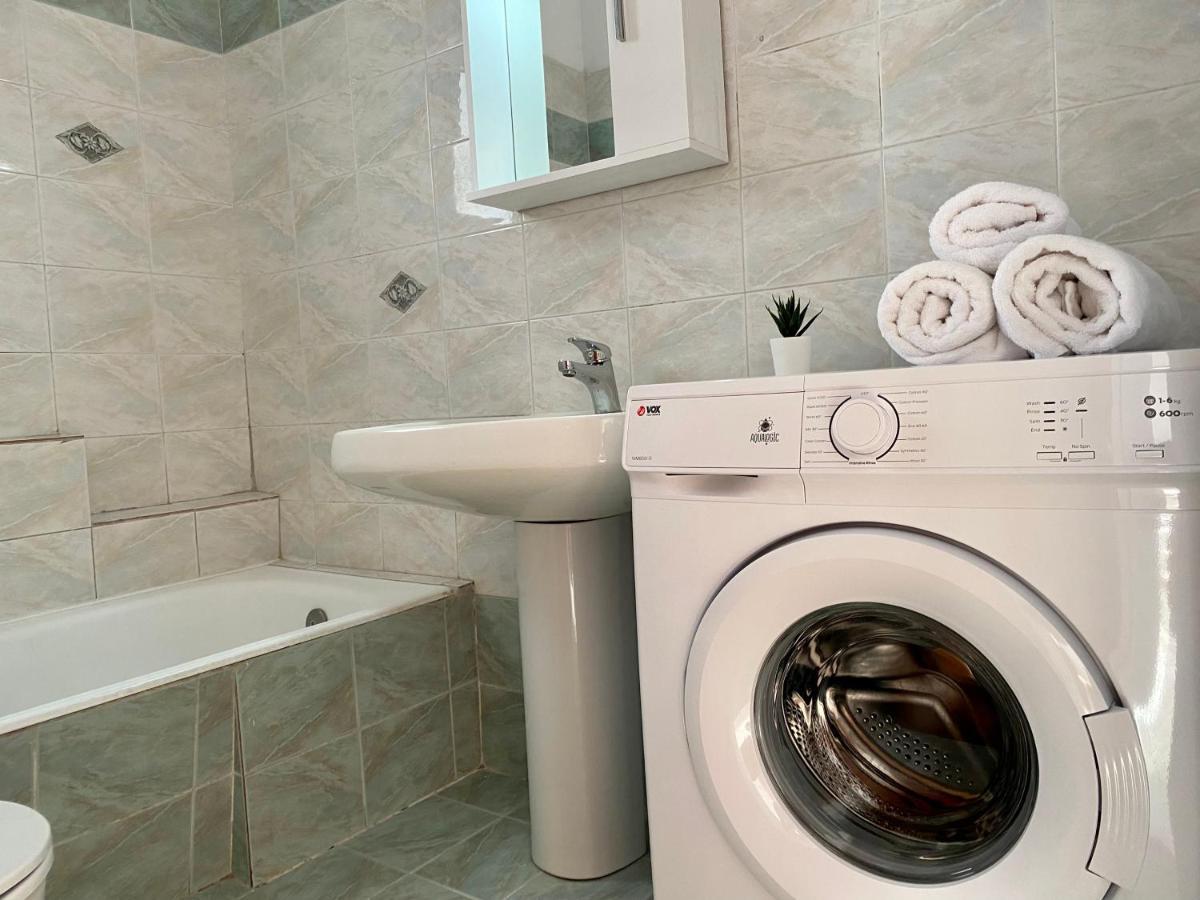 Central, Sunny & Spacious Apartment, In Kos, "1" Dış mekan fotoğraf